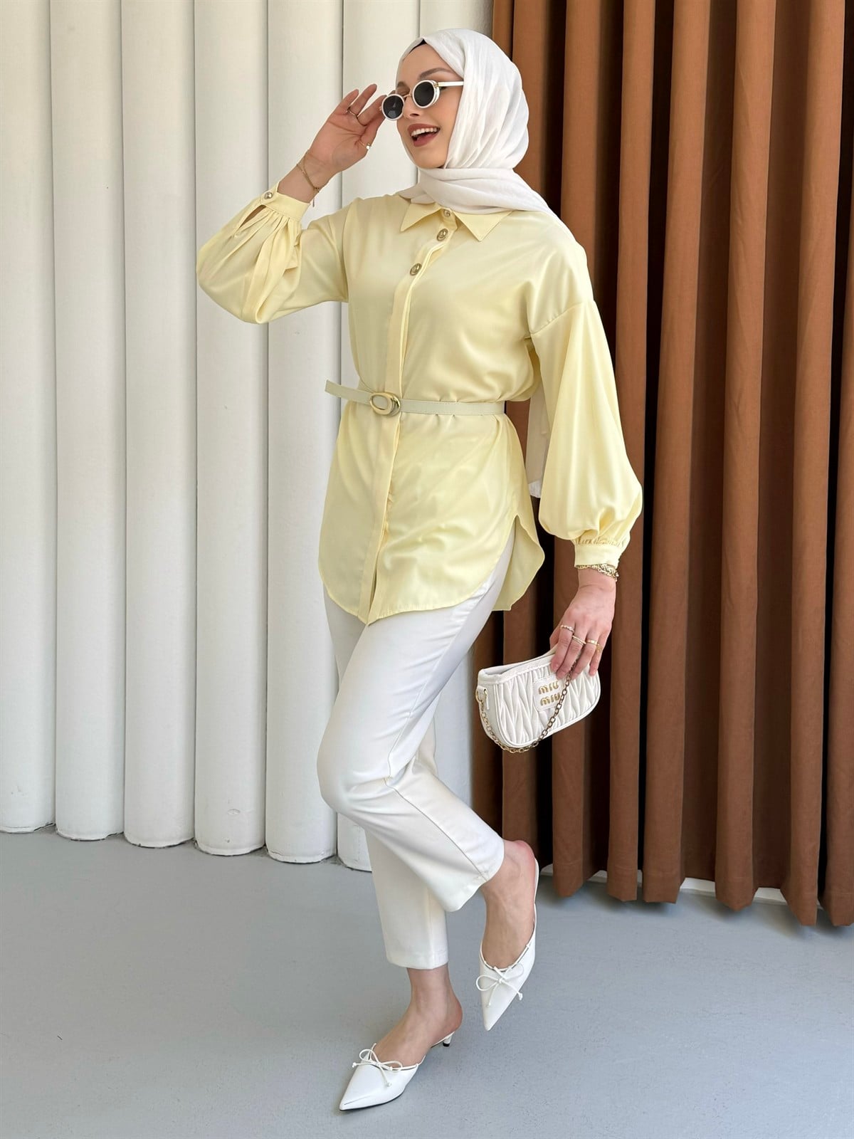 Gold Düğme Detaylı Kemerli Gömlek-SARI