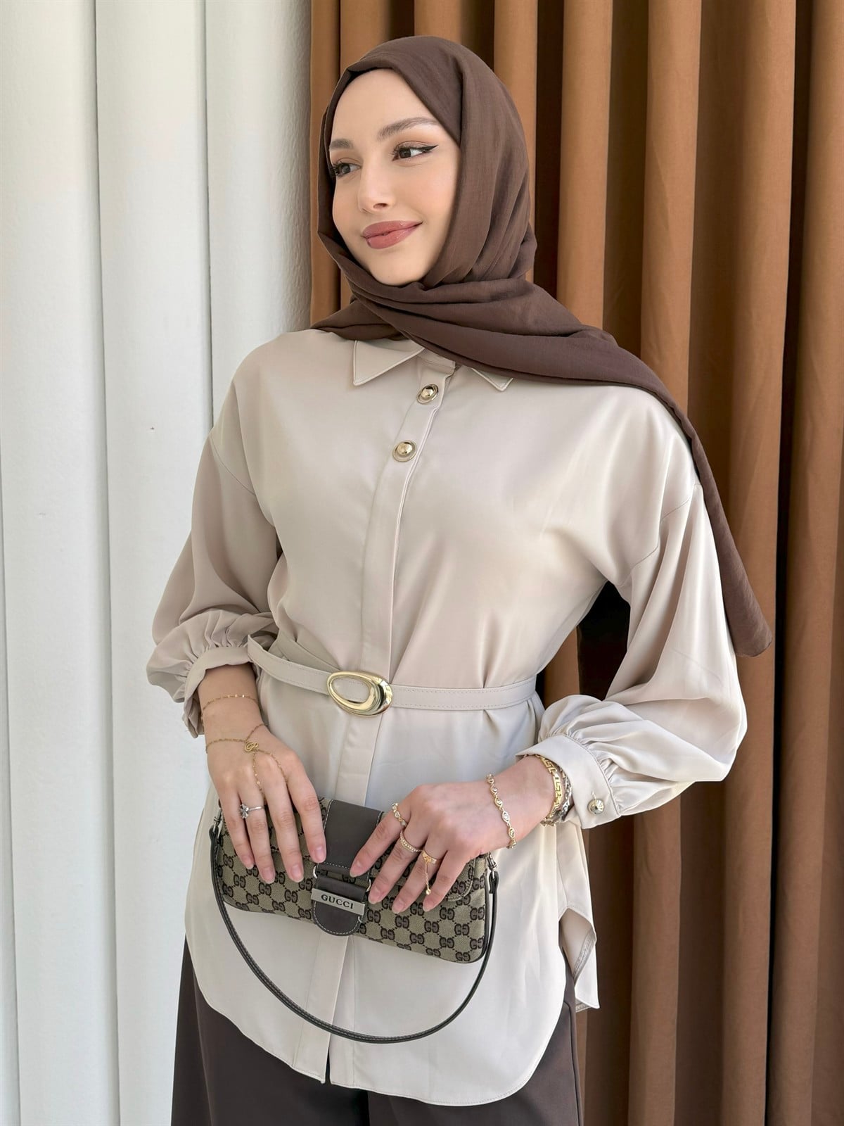 Gold Düğme Detaylı Kemerli Gömlek-TAŞ