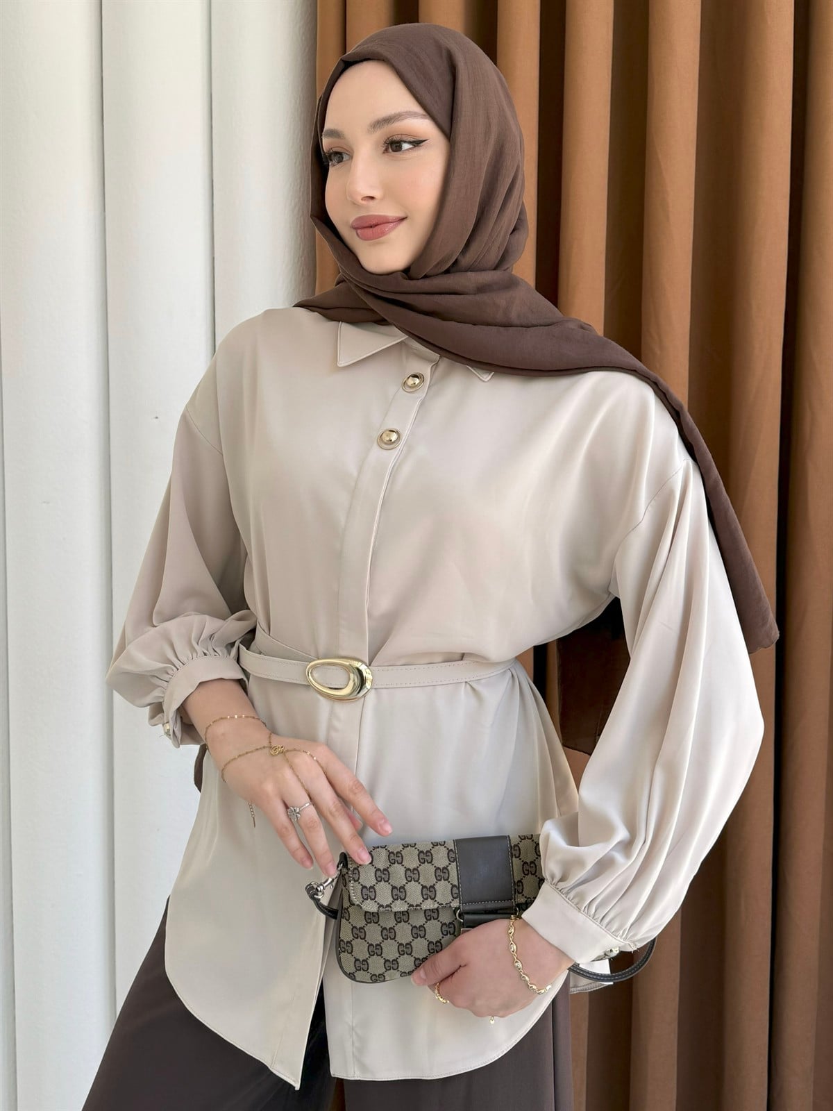 Gold Düğme Detaylı Kemerli Gömlek-TAŞ