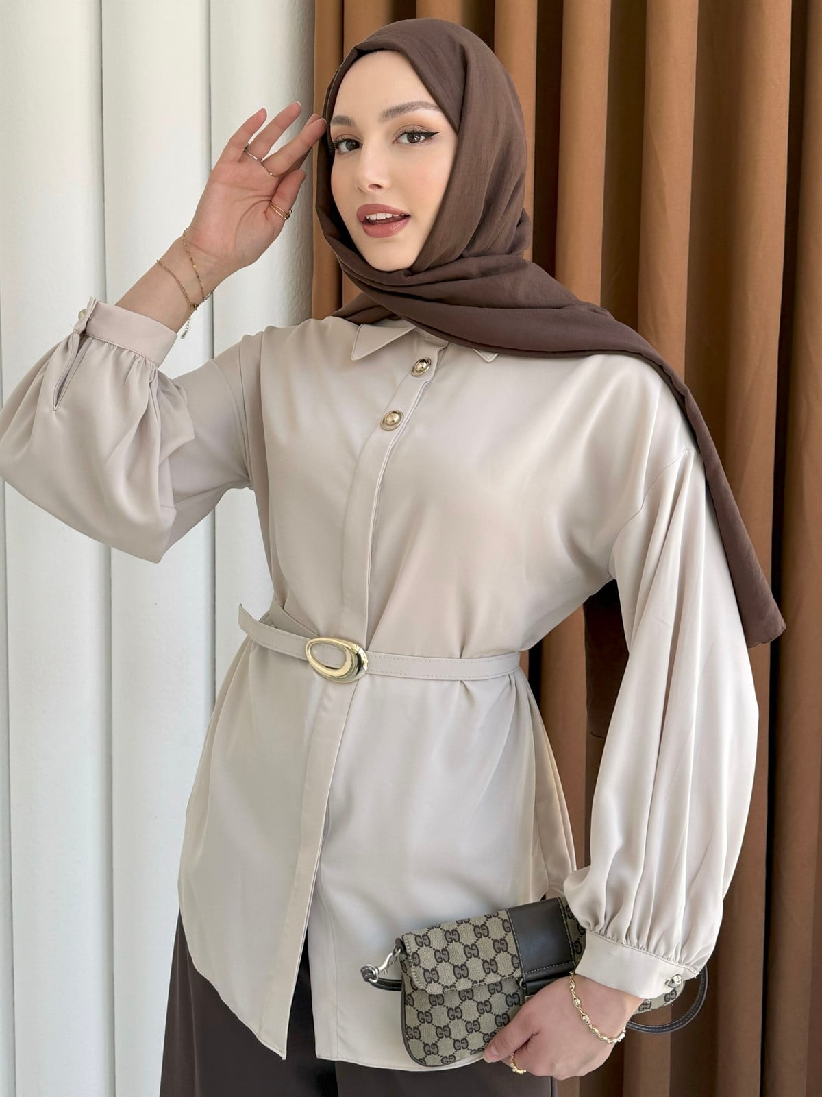 Gold Düğme Detaylı Kemerli Gömlek-TAŞ