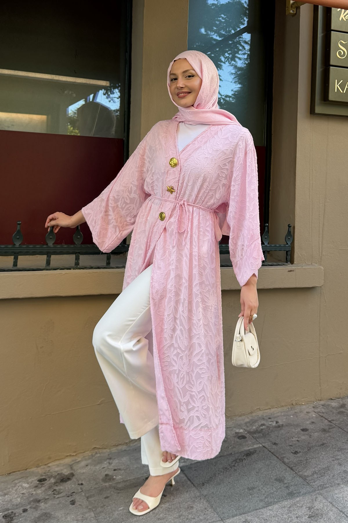 Gold Düğmeli Kumaş Kendinden Desenli Kimono-PEMBE
