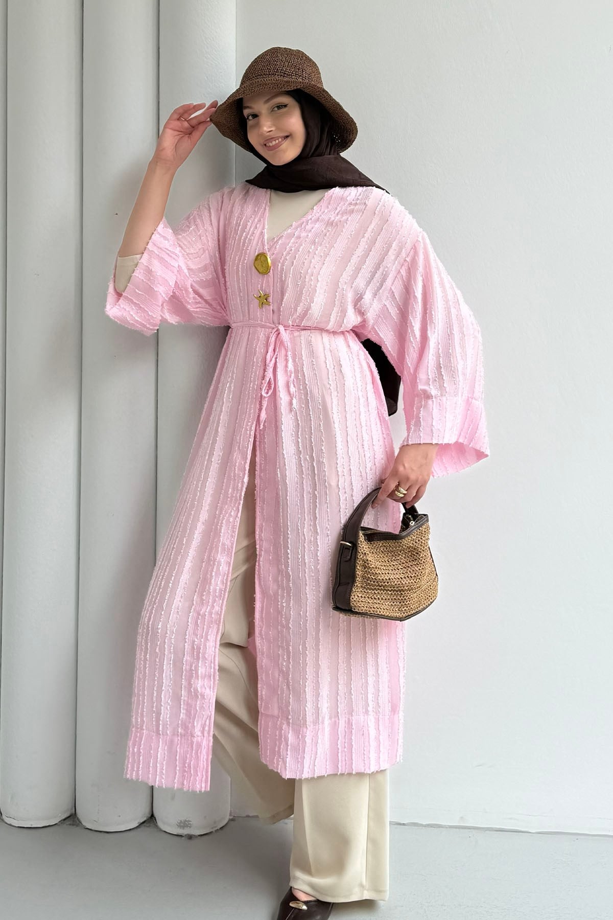Gold Düğmeli Kumaş Kendinden Desenli Kimono-PEMBE