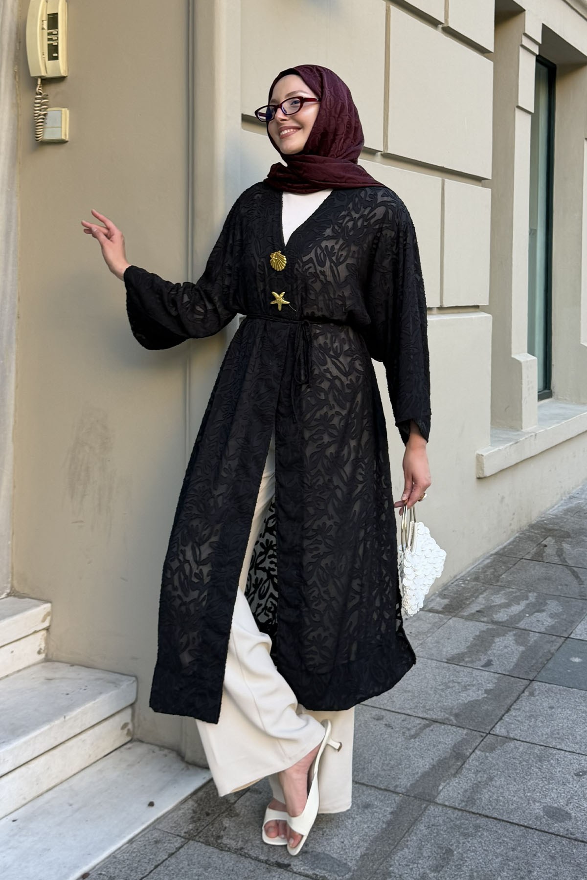 Gold Düğmeli Kumaş Kendinden Desenli Kimono-SİYAH
