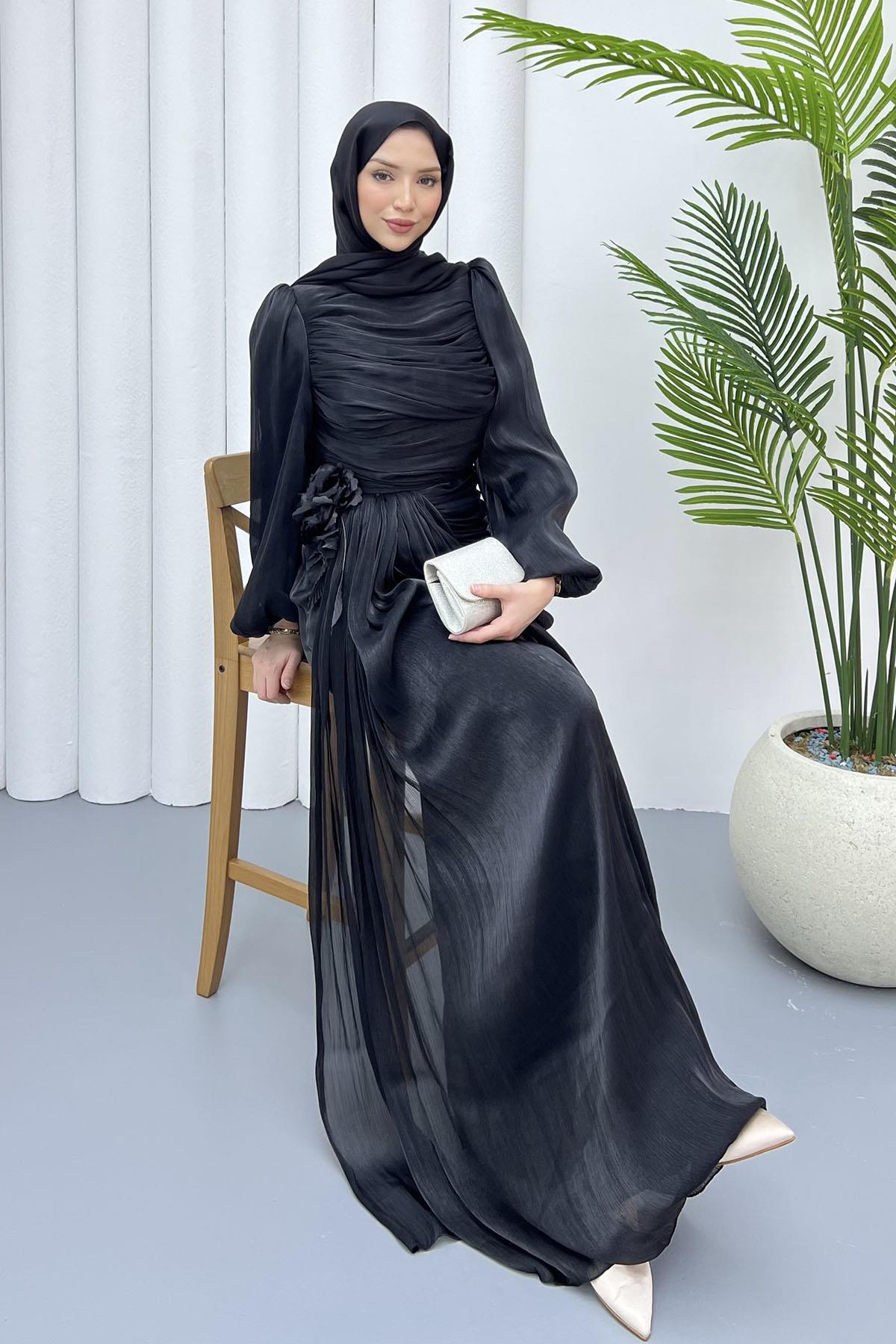 Gül Detaylı Drapeli Tesettür Abiye-SİYAH