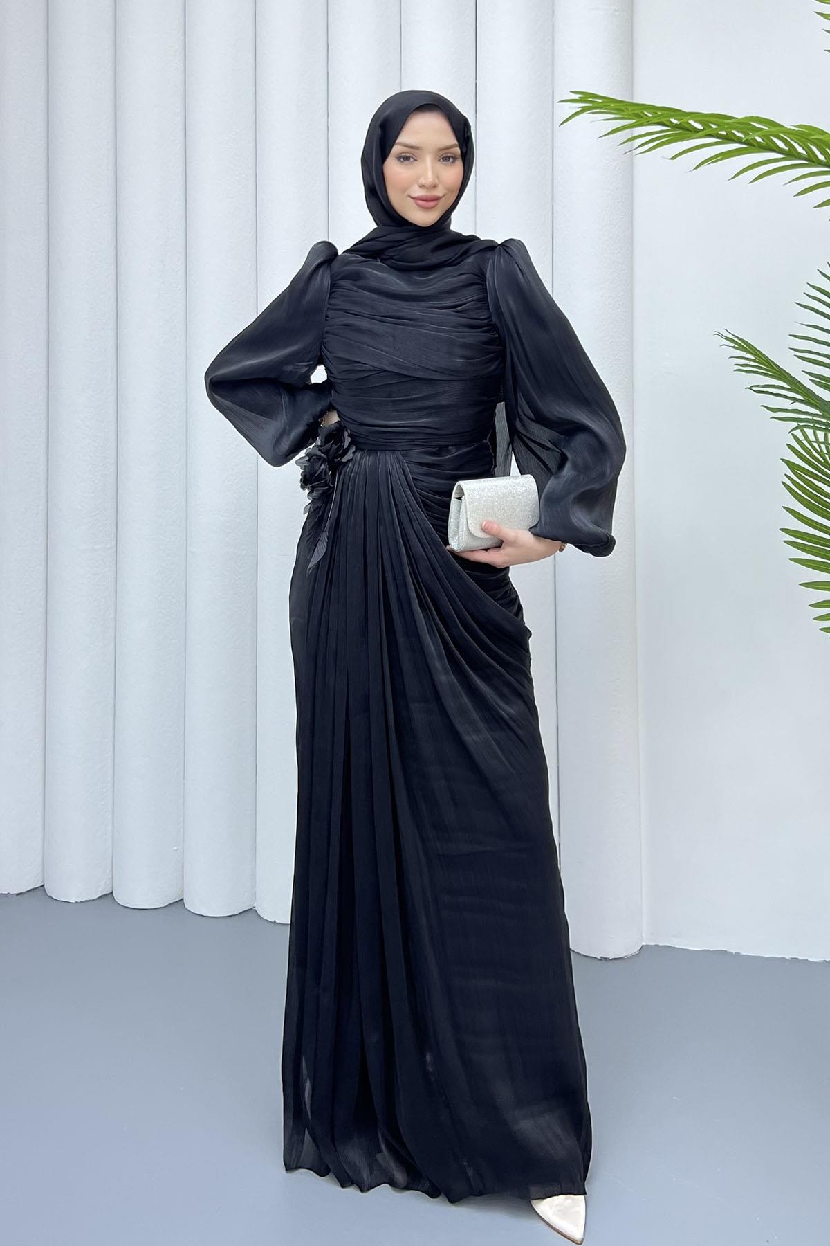 Gül Detaylı Drapeli Tesettür Abiye-SİYAH