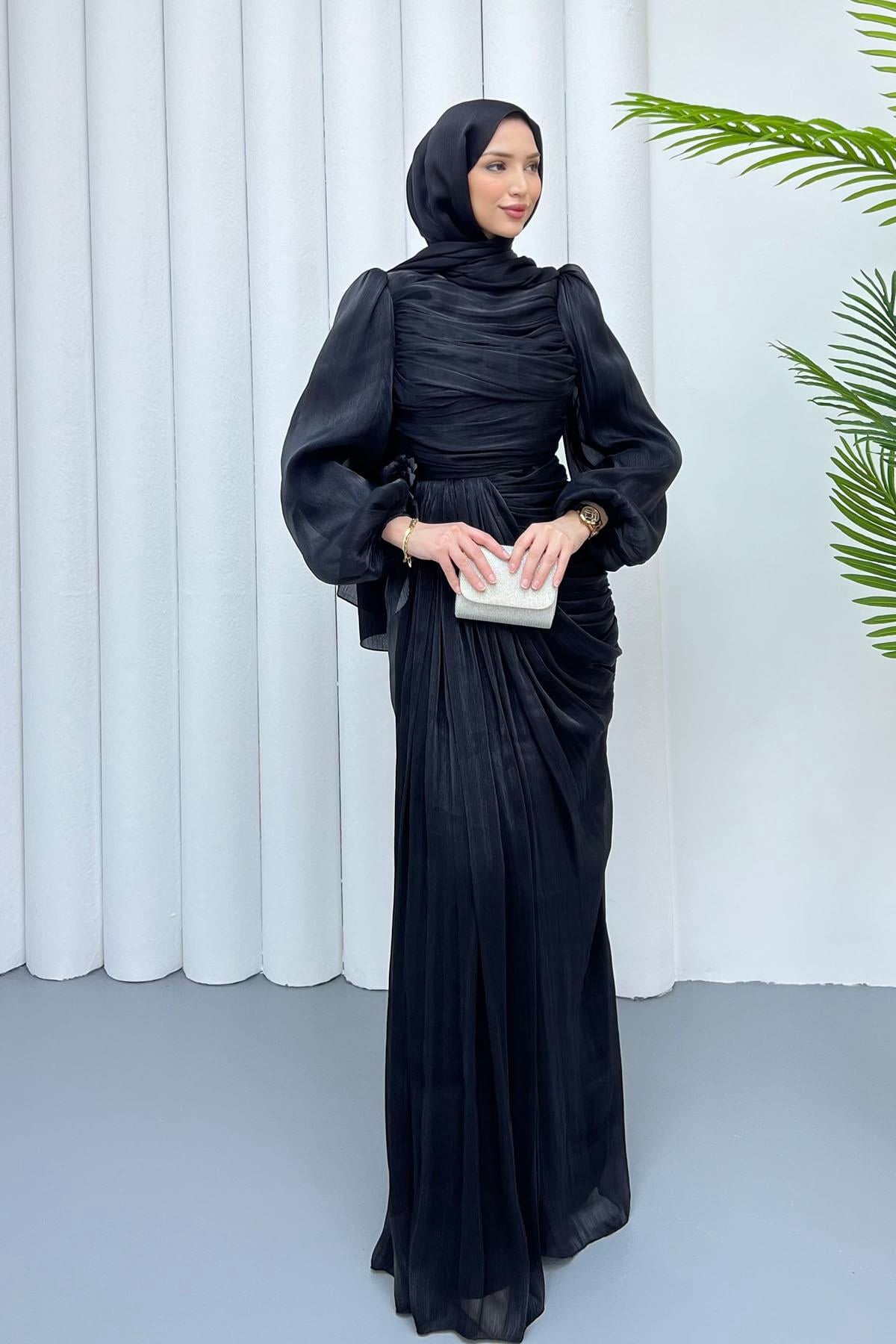 Gül Detaylı Drapeli Tesettür Abiye-SİYAH