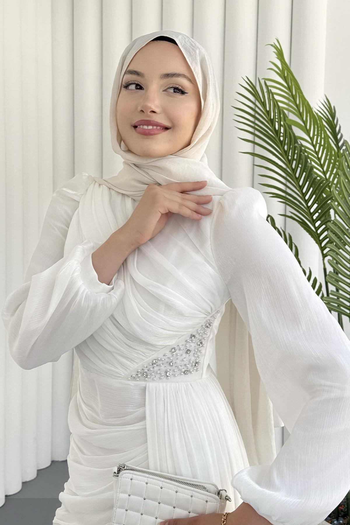 İnci İşlemeli Balon Kol Şifon Tesettür Abiye-BEYAZ