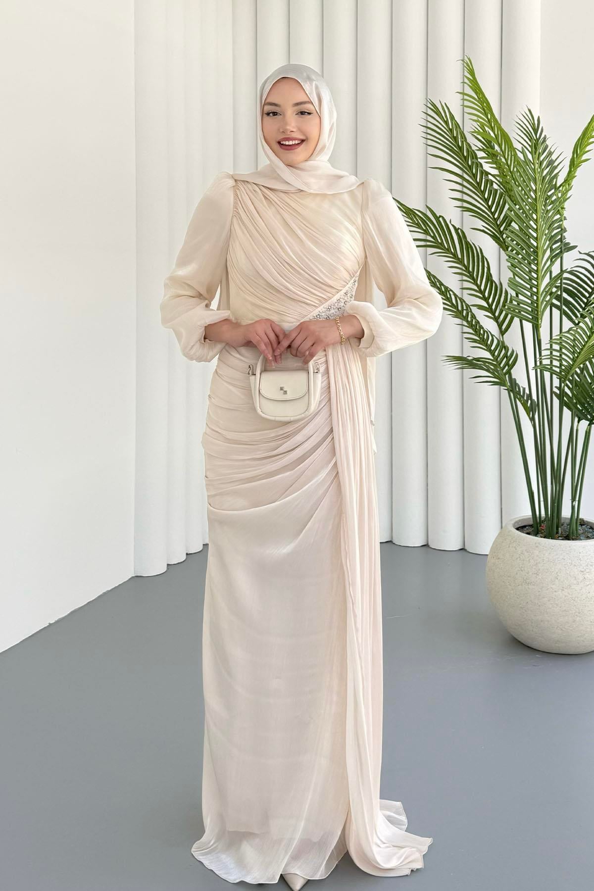 İnci İşlemeli Balon Kol Şifon Tesettür Abiye-BEJ