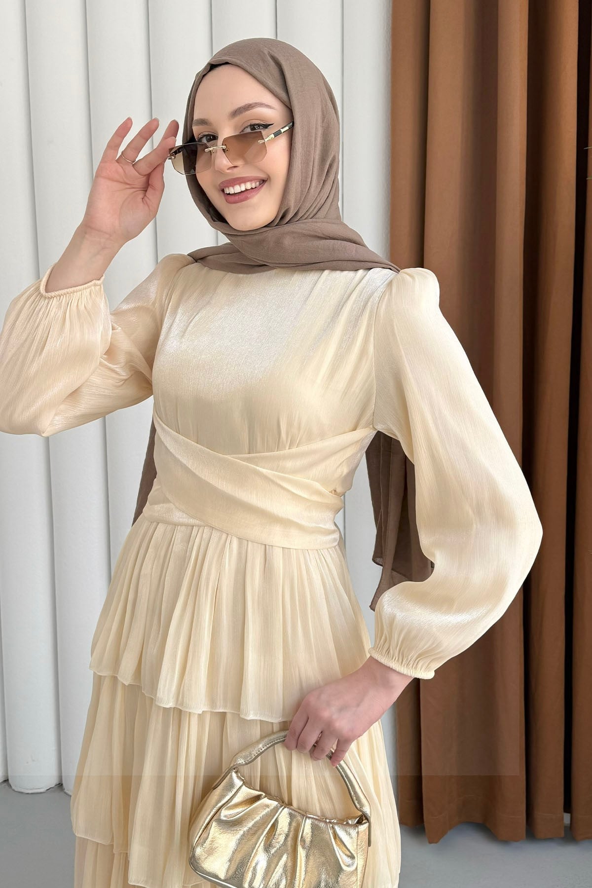 Kat Kat Kuşaklı Şifon Tesettür Elbise-SARI