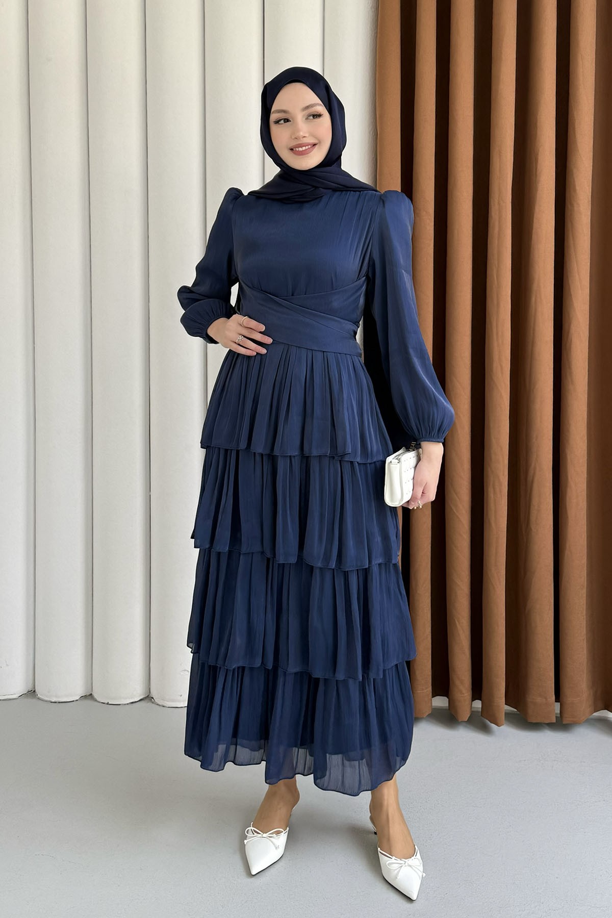Kat Kat Kuşaklı Şifon Tesettür Elbise-LACİVERT