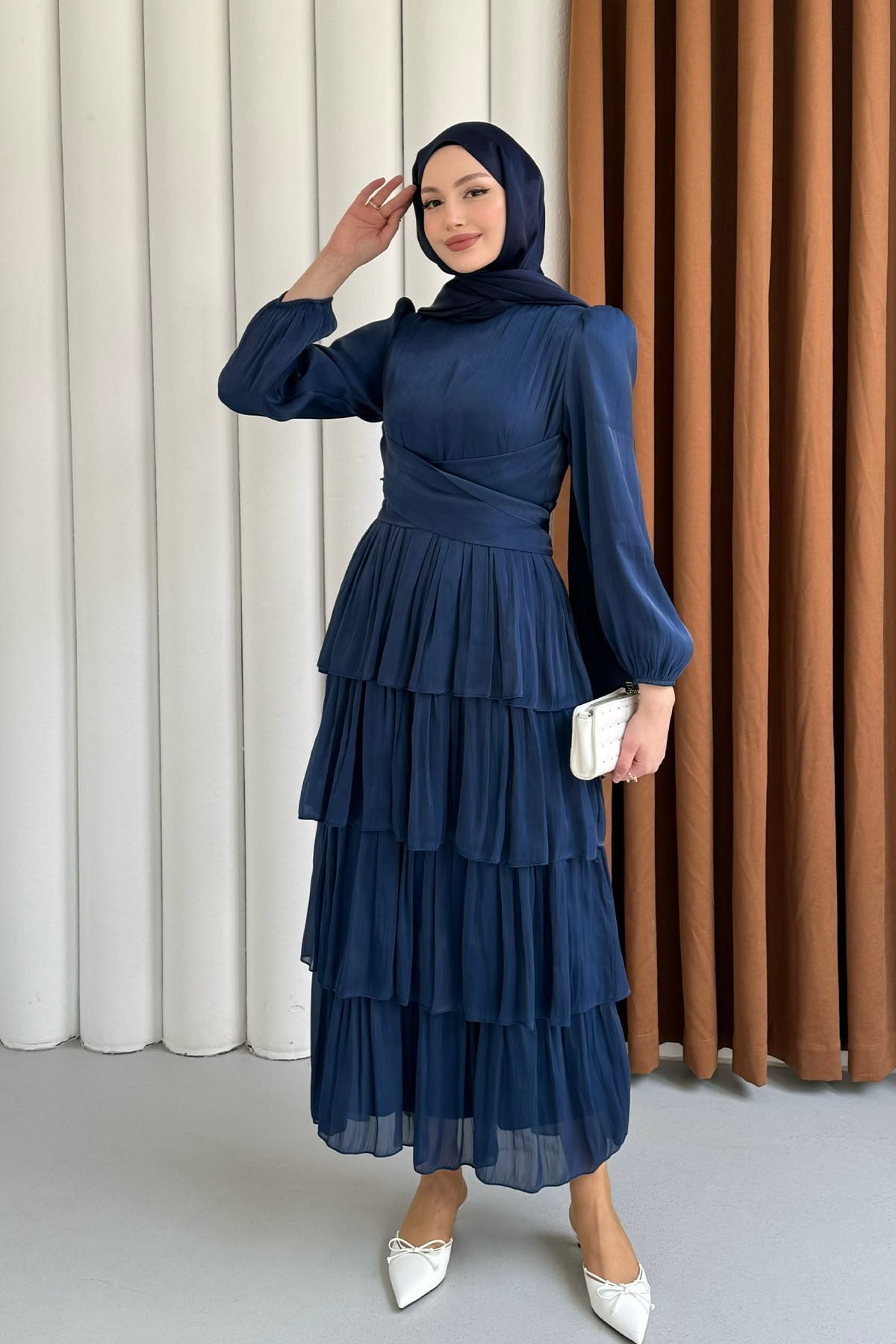 Kat Kat Kuşaklı Şifon Tesettür Elbise-LACİVERT