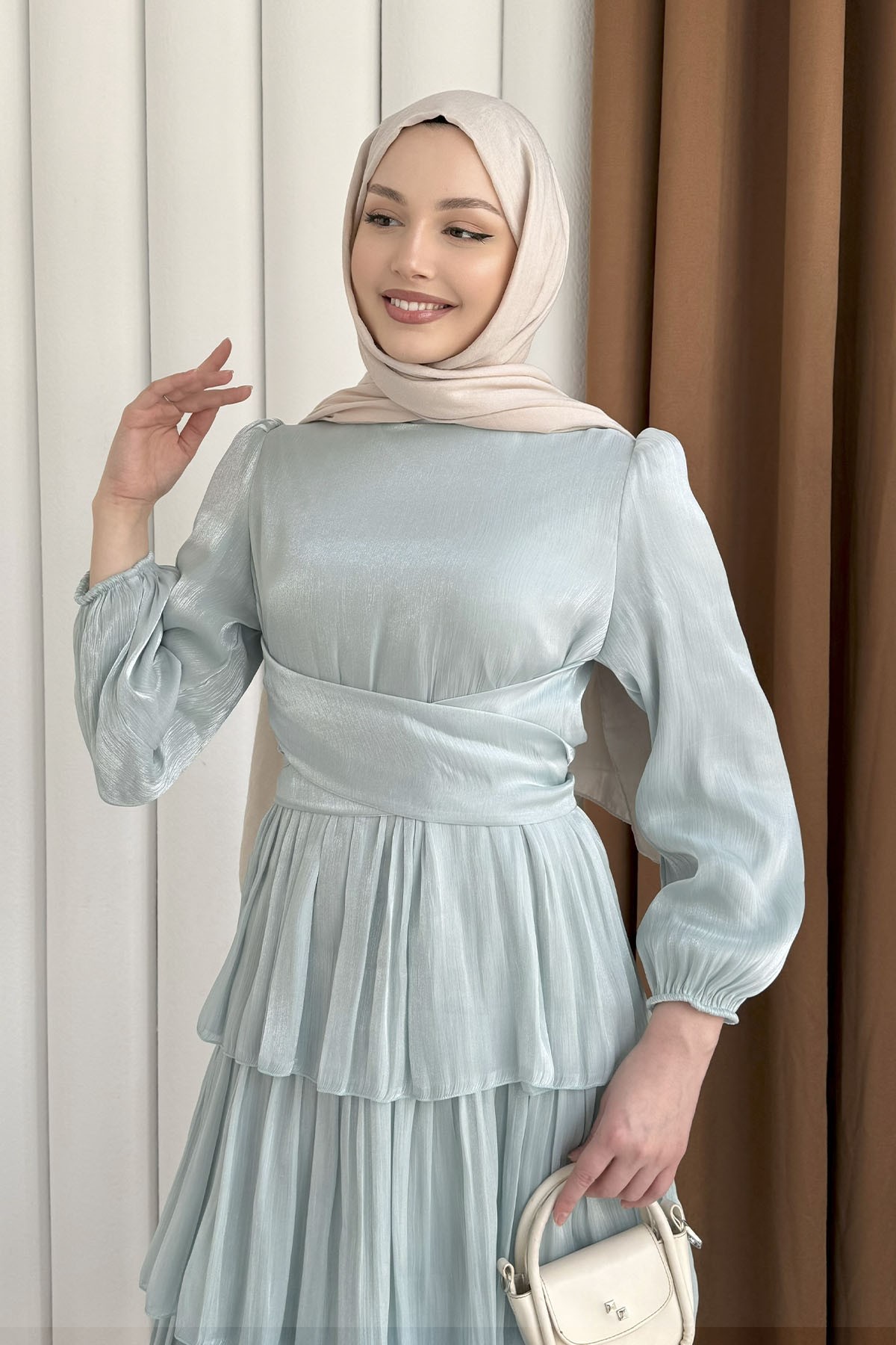 Kat Kat Kuşaklı Şifon Tesettür Elbise-SU YEŞİLİ