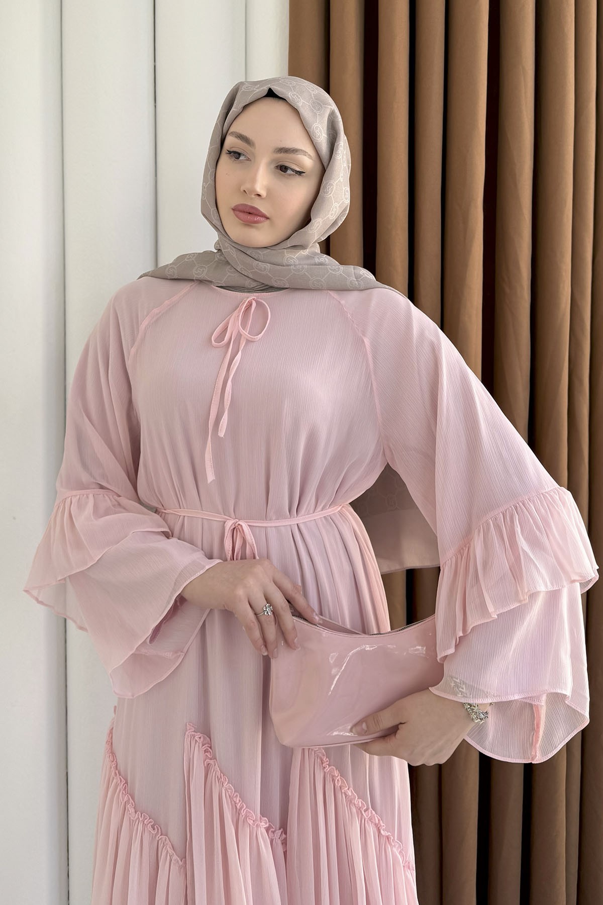 Kol Ve Etek Ucu Fırfırlı Tesettüe Elbise-PEMBE