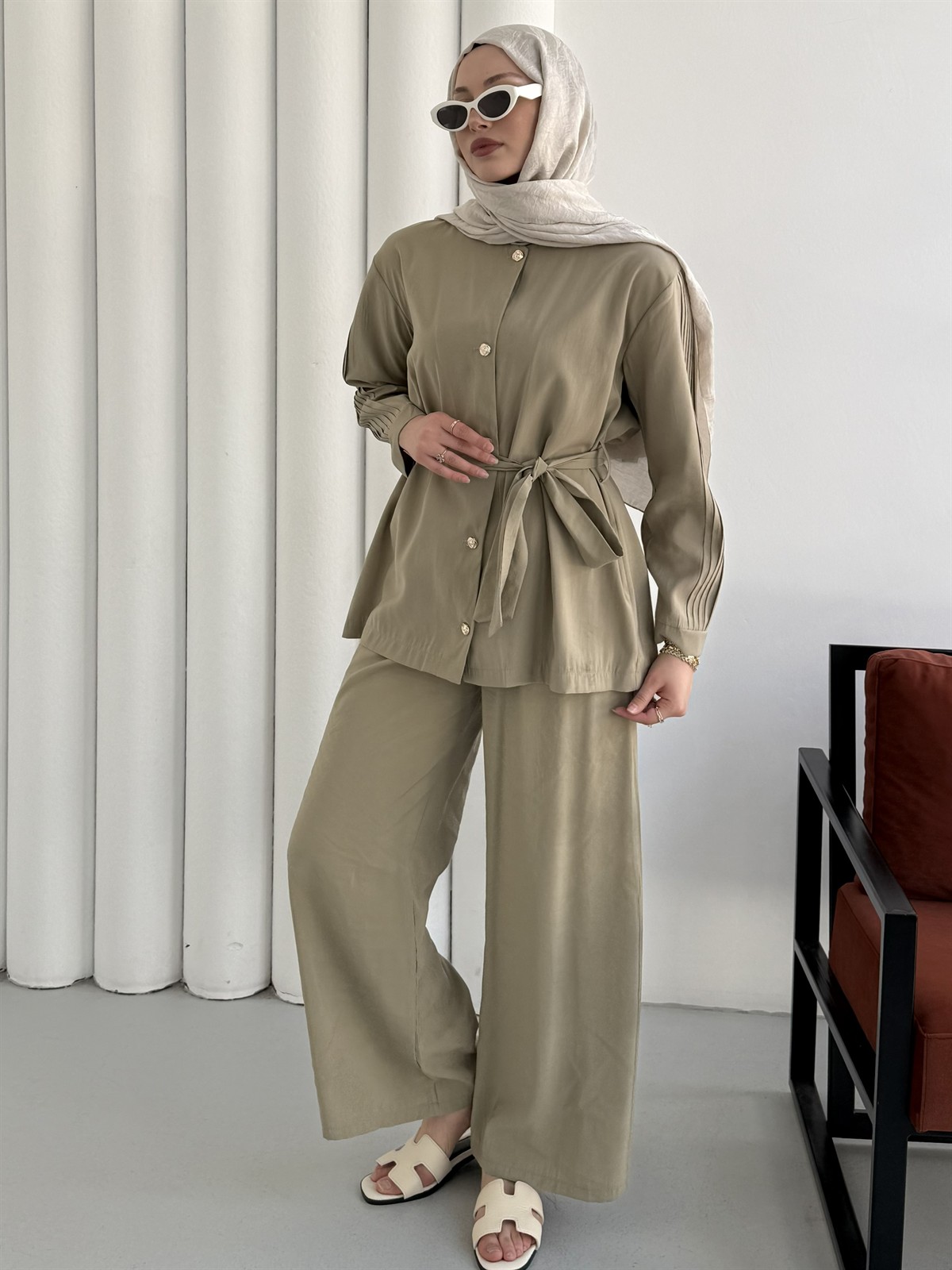 Kolları Nervül Dikiş Detay Pantolon Tesettür Takım-MİNT YEŞİLİ