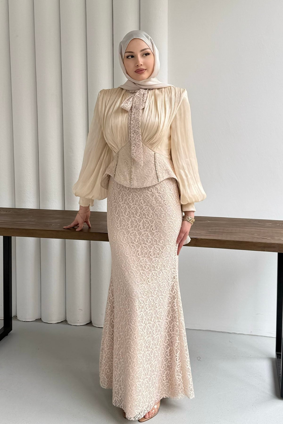 Korseli Taş ve Dantel Detaylı Tesettür Abiye-TAŞ