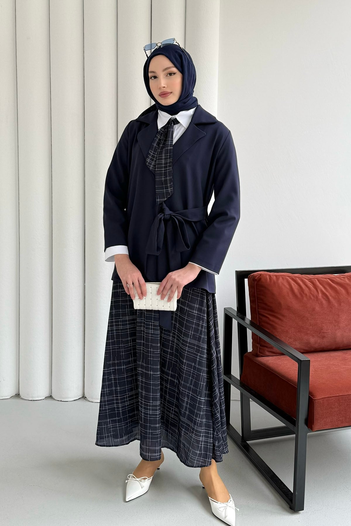 Kruvaze Yaka Ceket Etek Fularlı Tesettür Takım-LACİVERT