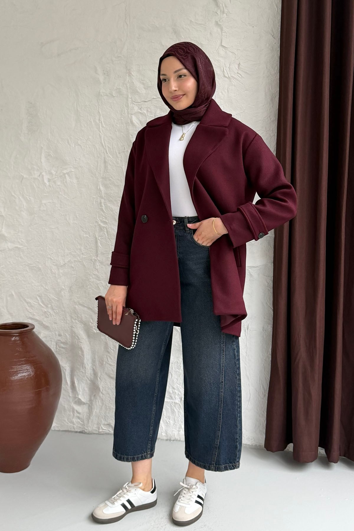 Kruvaze Yaka Çift Düğmeli Kısa Kaşe Kaban-BORDO