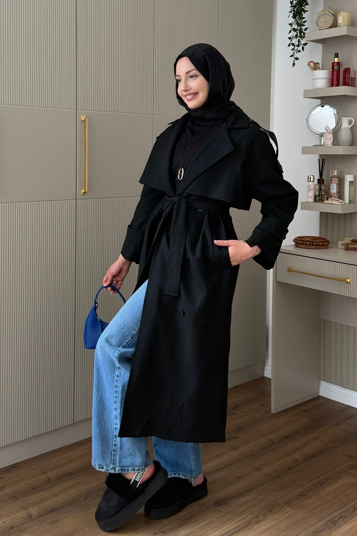 Kruvaze Yaka Kuşak Detaylı Oversize Uzun Trençkot-SİYAH