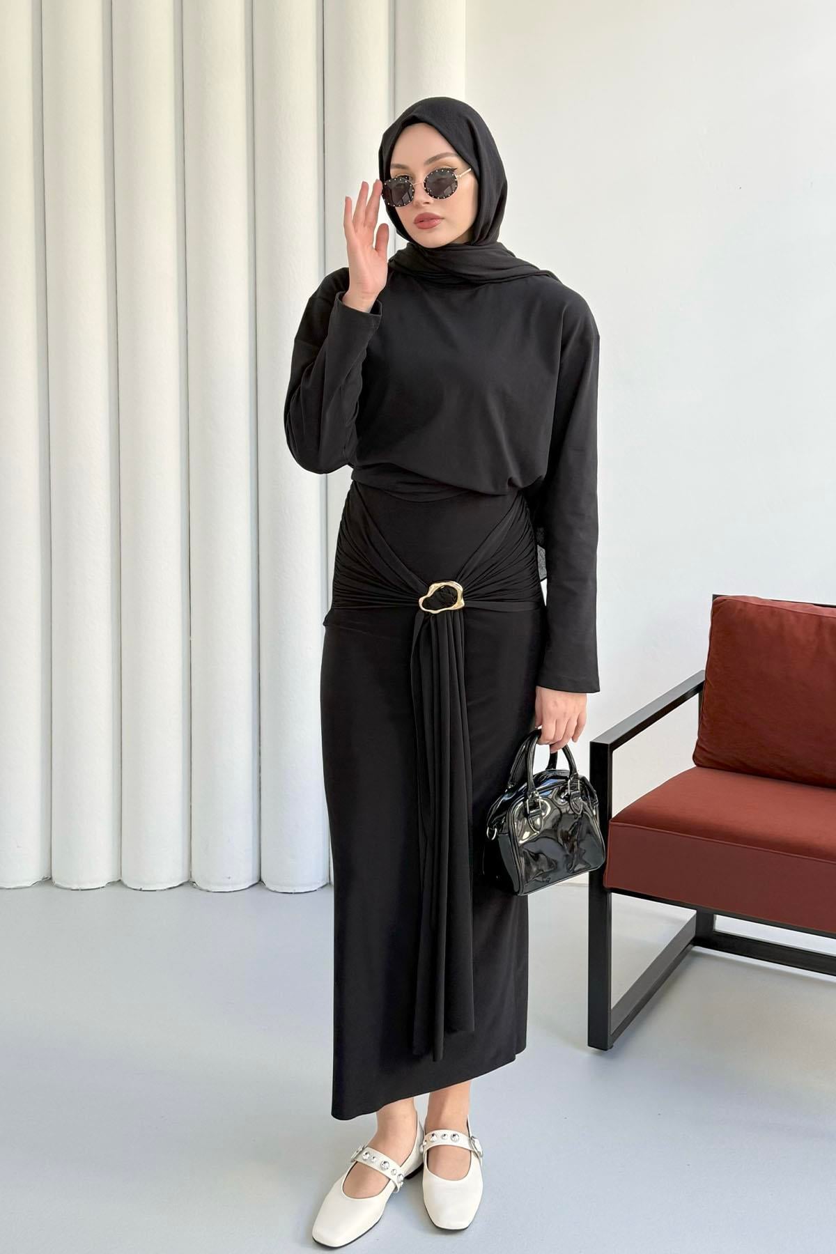 Kuşaklı Toka Detaylı Sendy Etek-SİYAH