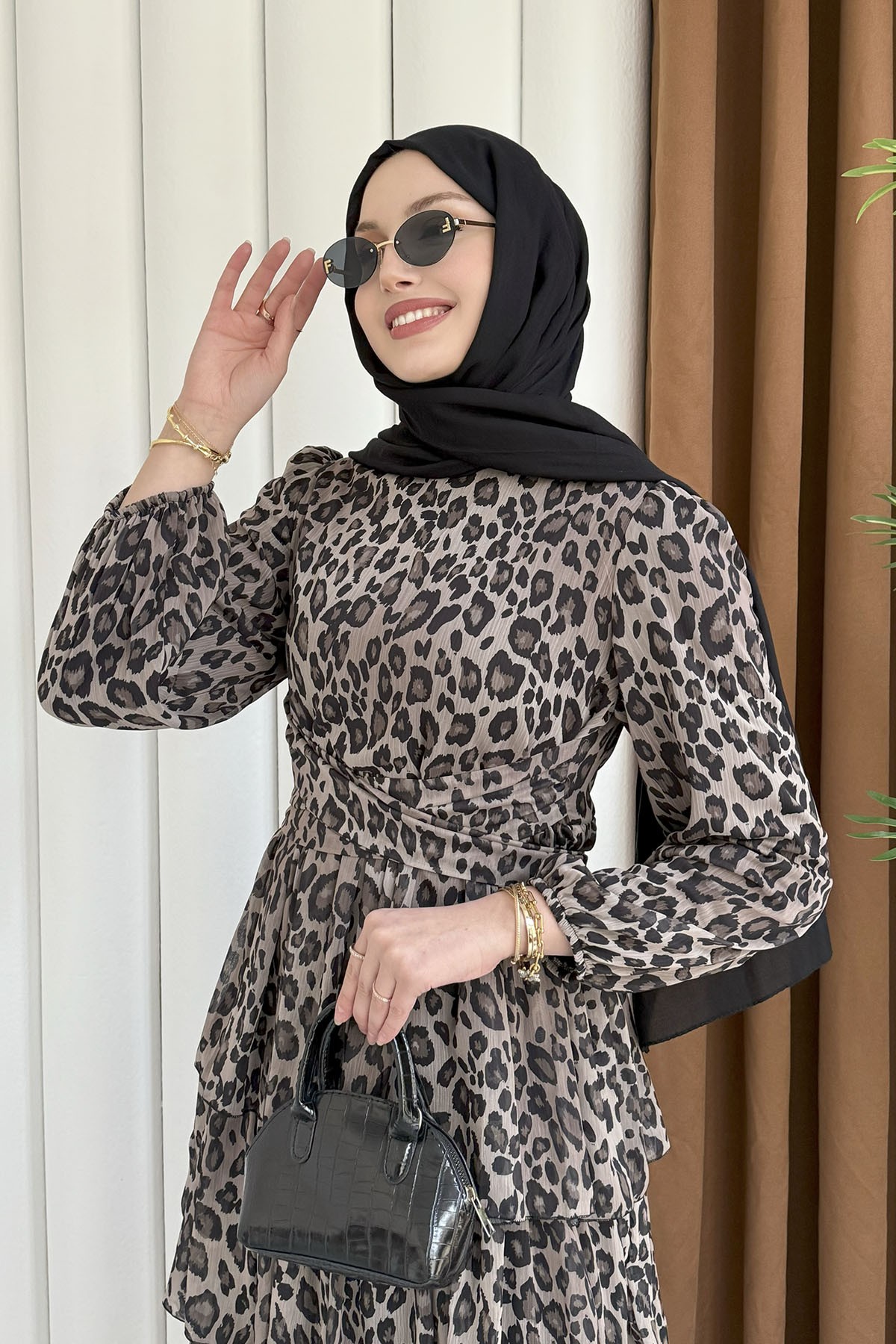 Leopar Volanlı Şifon Tesettür Elbise-TAŞ