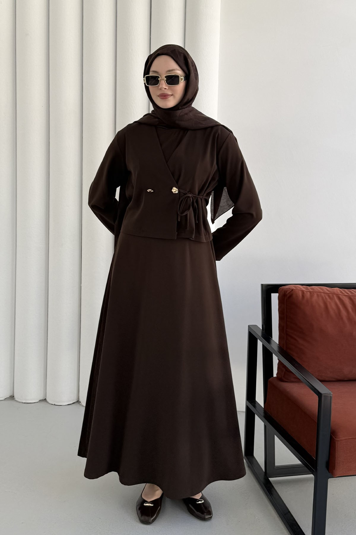 Linda Kumaş Çift Düğmeli Yandan Bağlamalı Jile Takım Elbise-KAHVERENGİ