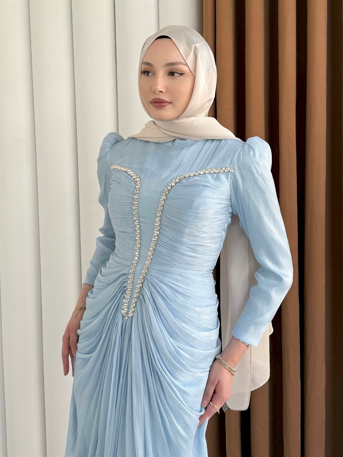 Luxe Ön Taş İşlemeli Tesettür Abiye-BEBE MAVİ