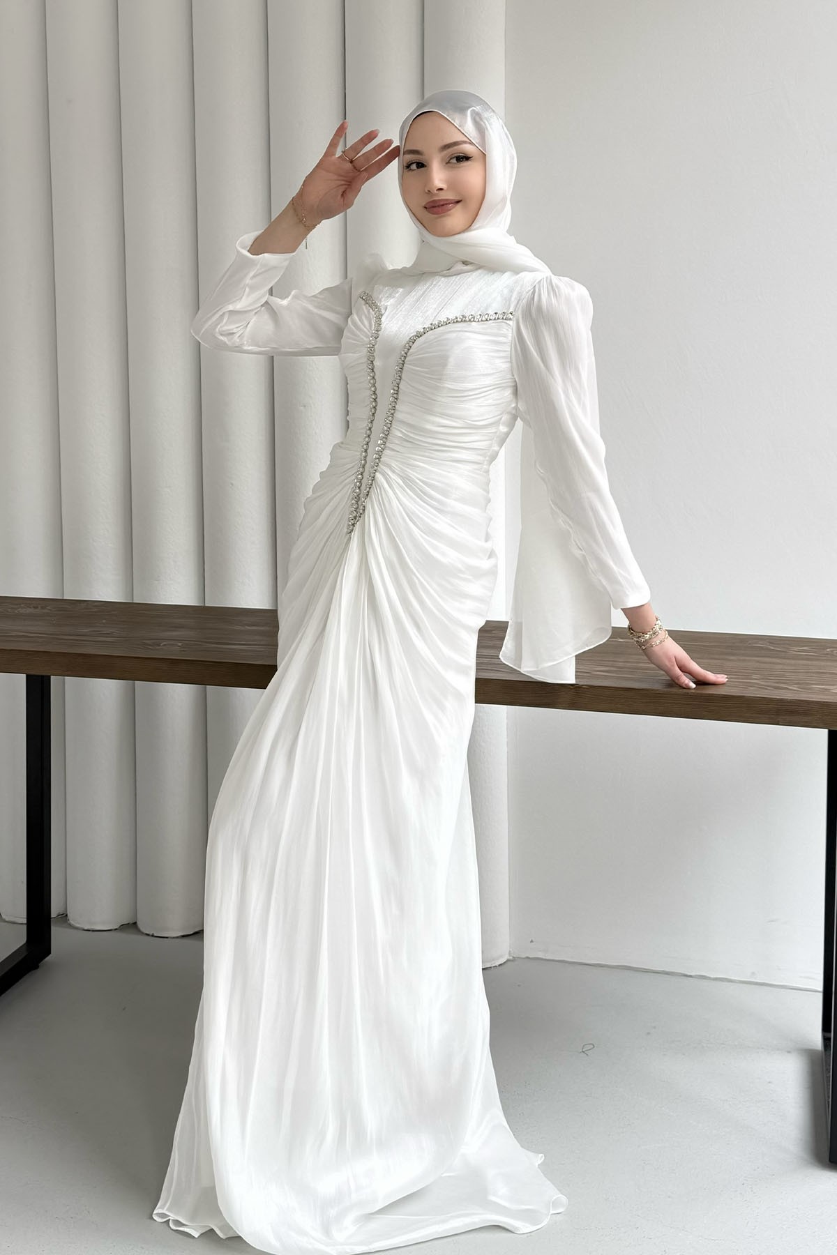 Luxe Ön Taş İşlemeli Tesettür Abiye-BEYAZ