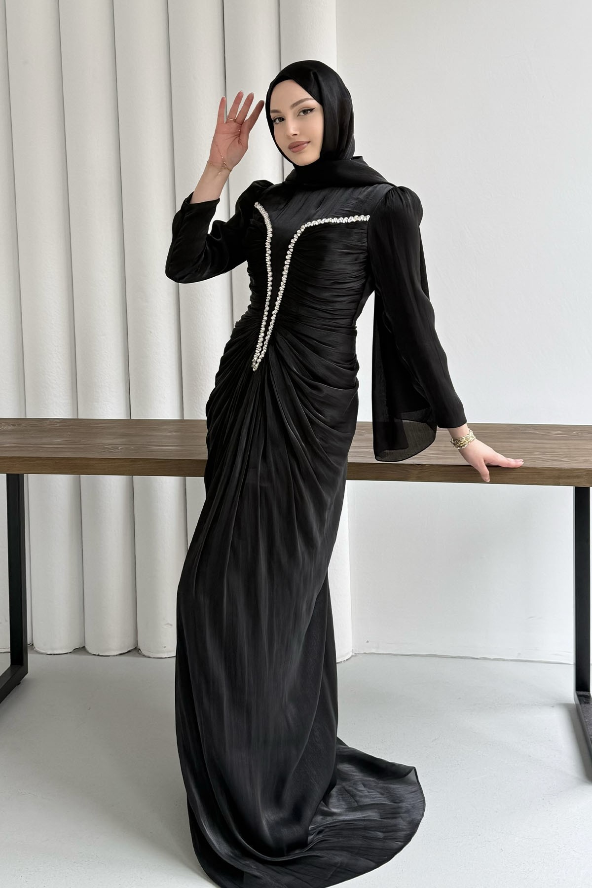 Luxe Ön Taş İşlemeli Tesettür Abiye-SİYAH