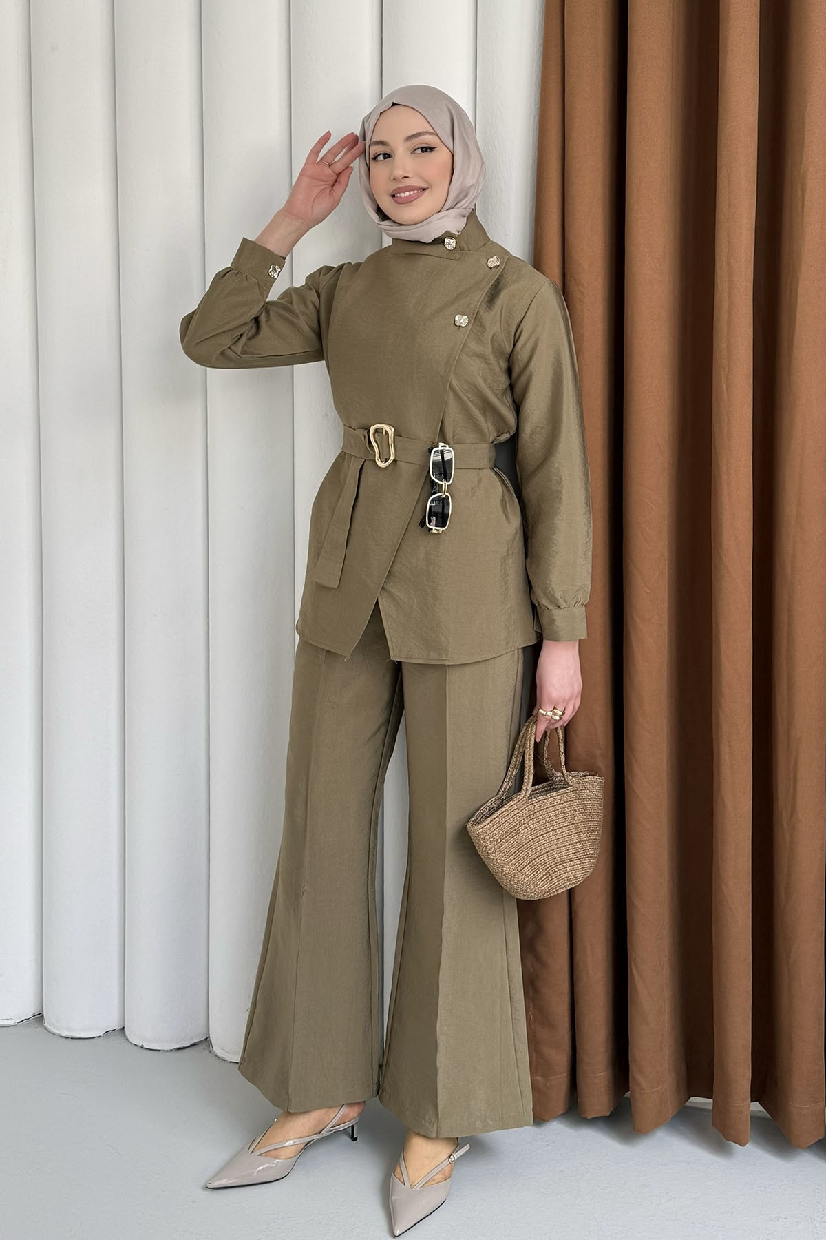 Minimal Asimetrik Kesim Pantolonlu Tesettür Takım-MİNT YEŞİLİ