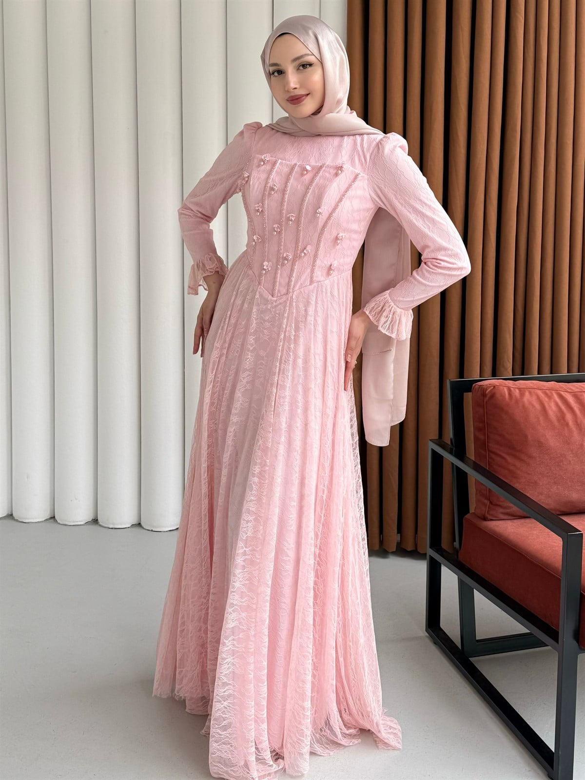 Mirella Dantel & Boncuk İşlemeli Korse Detaylı Tesettür Abiye-PEMBE