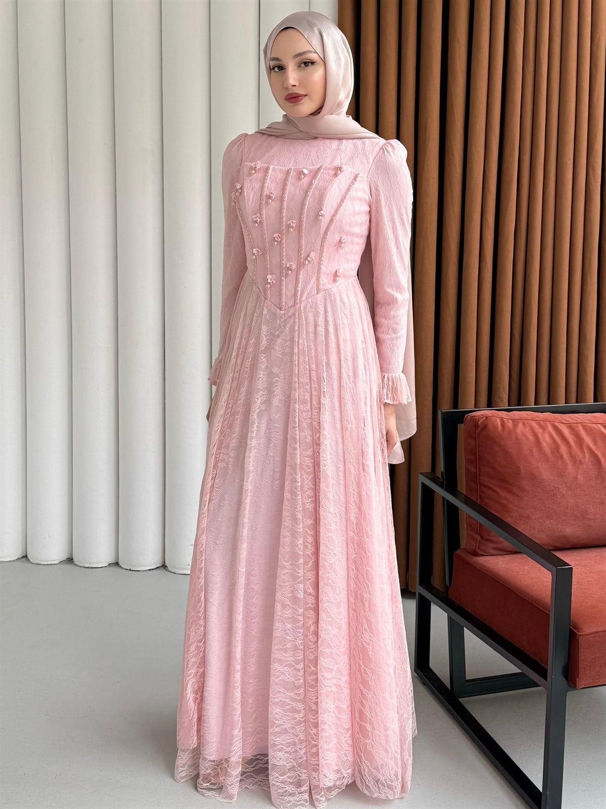 Mirella Dantel & Boncuk İşlemeli Korse Detaylı Tesettür Abiye-PEMBE