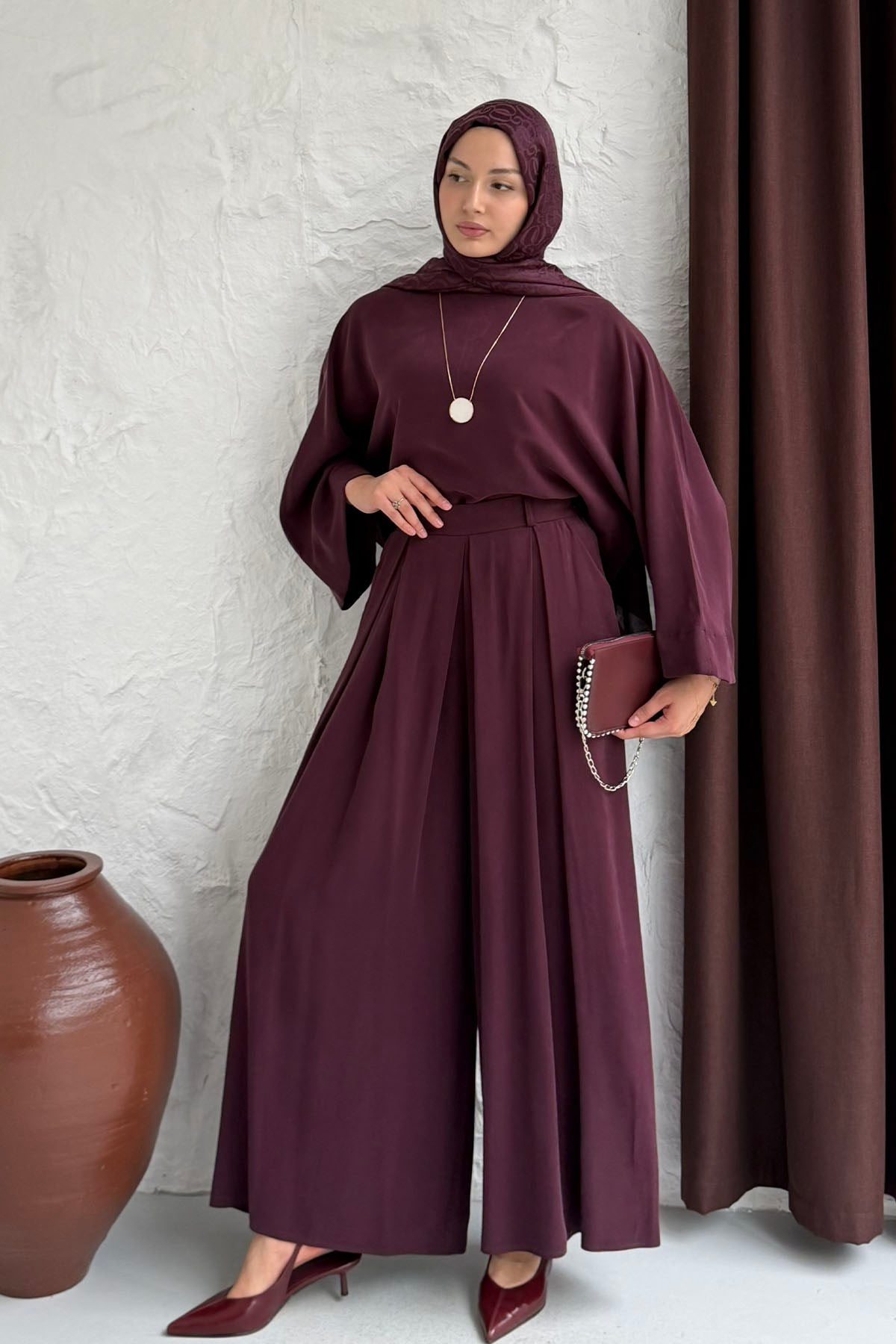 Modal Dökümlü Üst Yırtmaçlı Tesettür Pantolon Takımı-BORDO