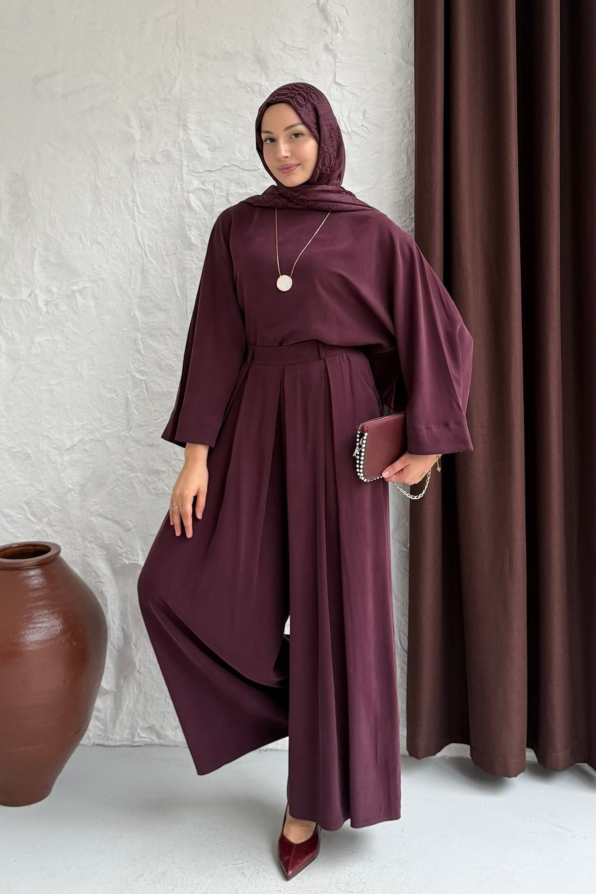 Modal Dökümlü Üst Yırtmaçlı Tesettür Pantolon Takımı-BORDO