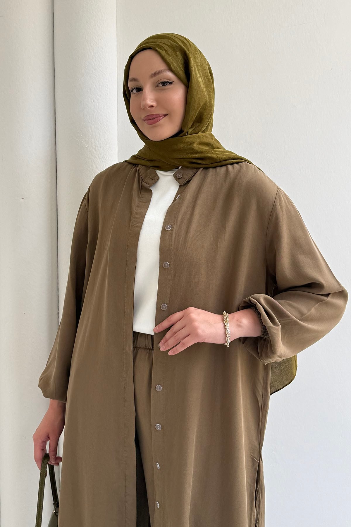 Modal Kumaş Dökümlü Yan Yırtmaçlı Tunik Pantolon Tesettür Takım-HAKİ YEŞİL