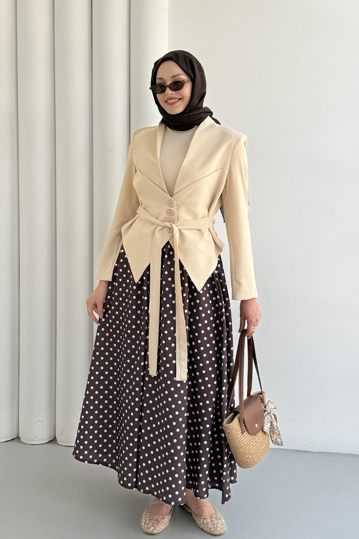 Modern Kesim Beli Pile Detaylı Bağcıklı Ceket-TAŞ