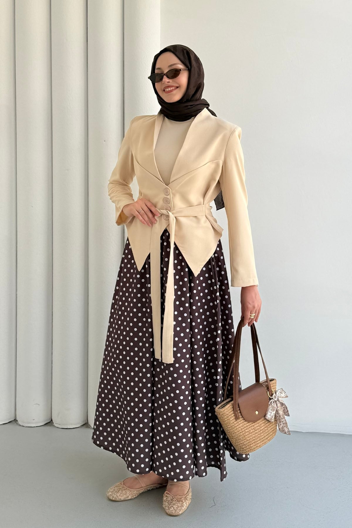 Modern Kesim Beli Pile Detaylı Bağcıklı Ceket-TAŞ