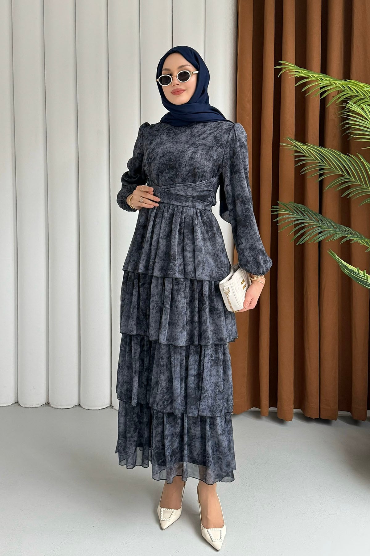 Neva Otantik Motifli Şifon Tesettür Elbise-SİYAH