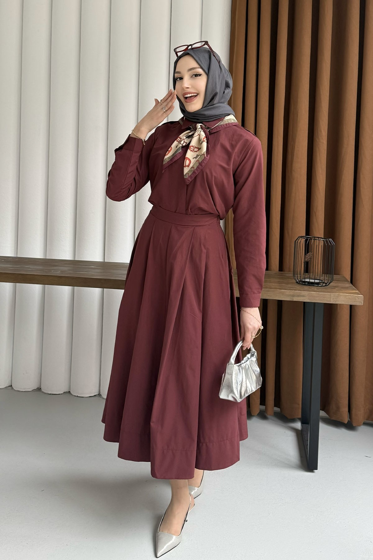 Omuz Şal Detaylı Etekli Tesettür Takım-BORDO