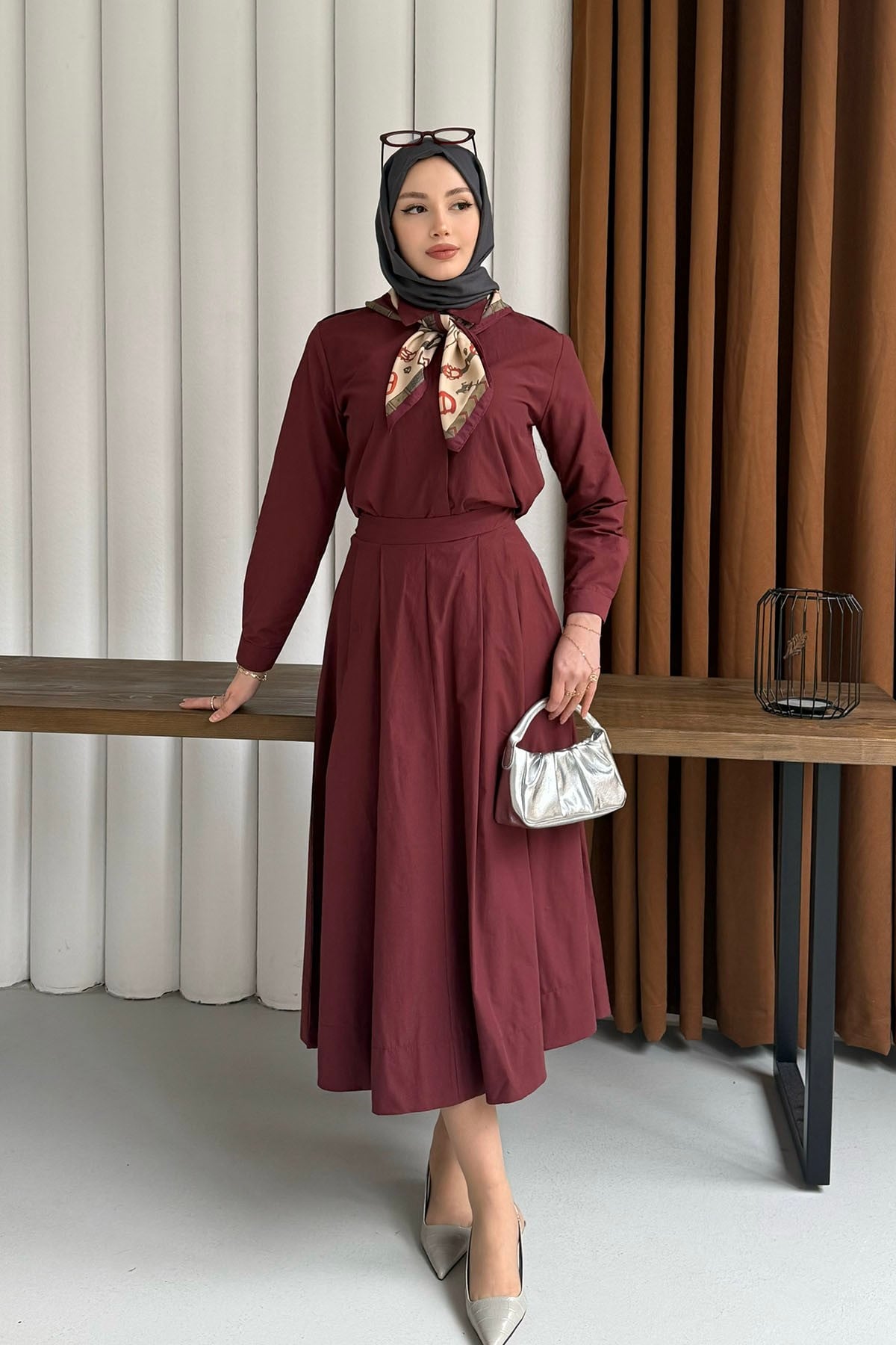 Omuz Şal Detaylı Etekli Tesettür Takım-BORDO