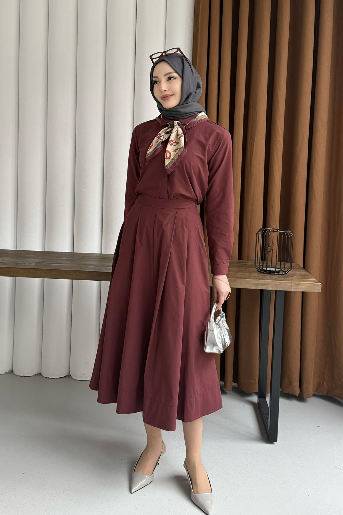 Omuz Şal Detaylı Etekli Tesettür Takım-BORDO