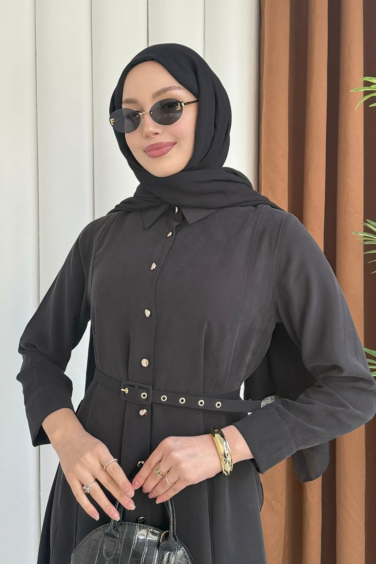 Ön Düğmeli Kemerli Tencel Gömlek Tesettür Elbise-SİYAH