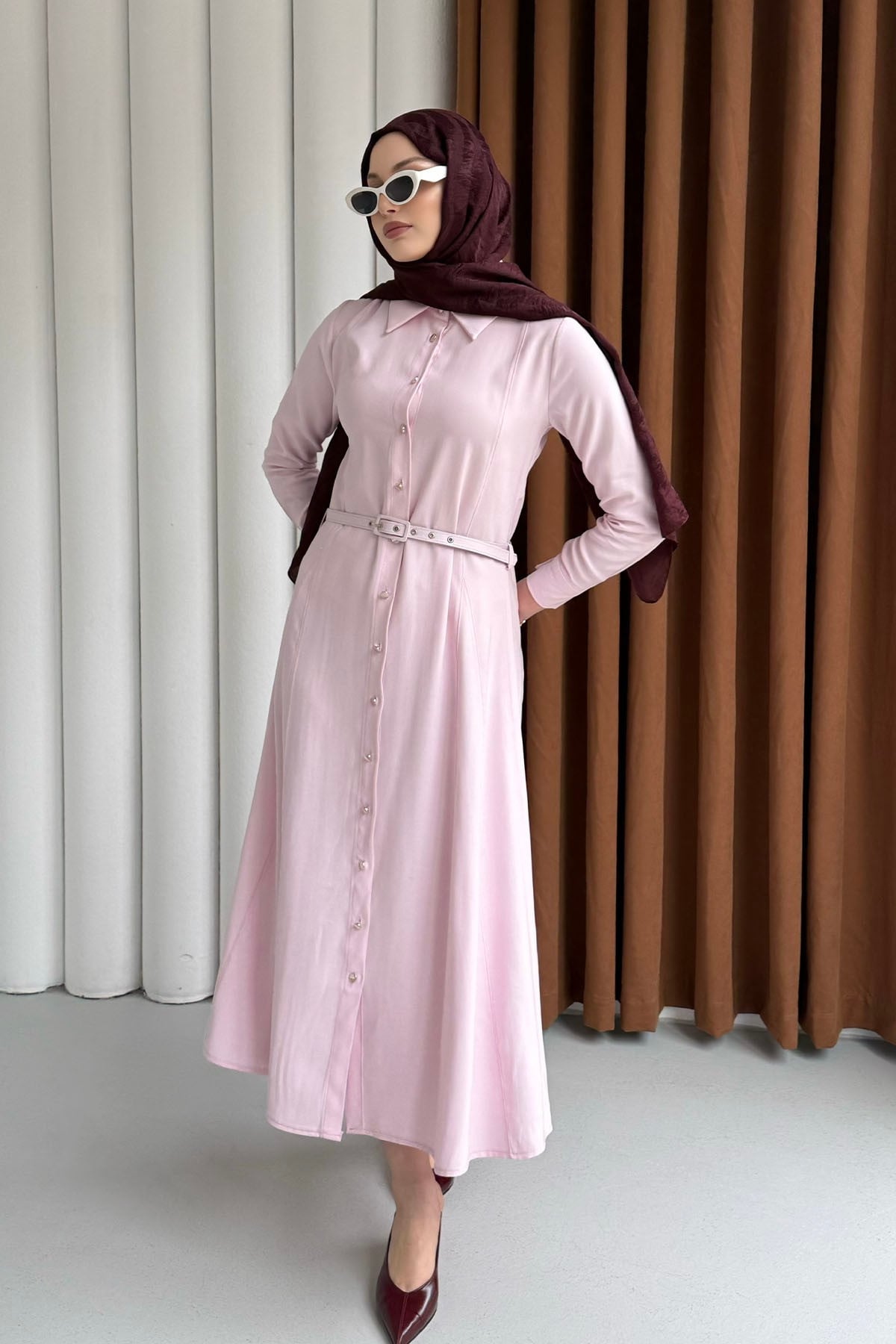 Ön Düğmeli Kemerli Tencel Gömlek Tesettür Elbise-PEMBE
