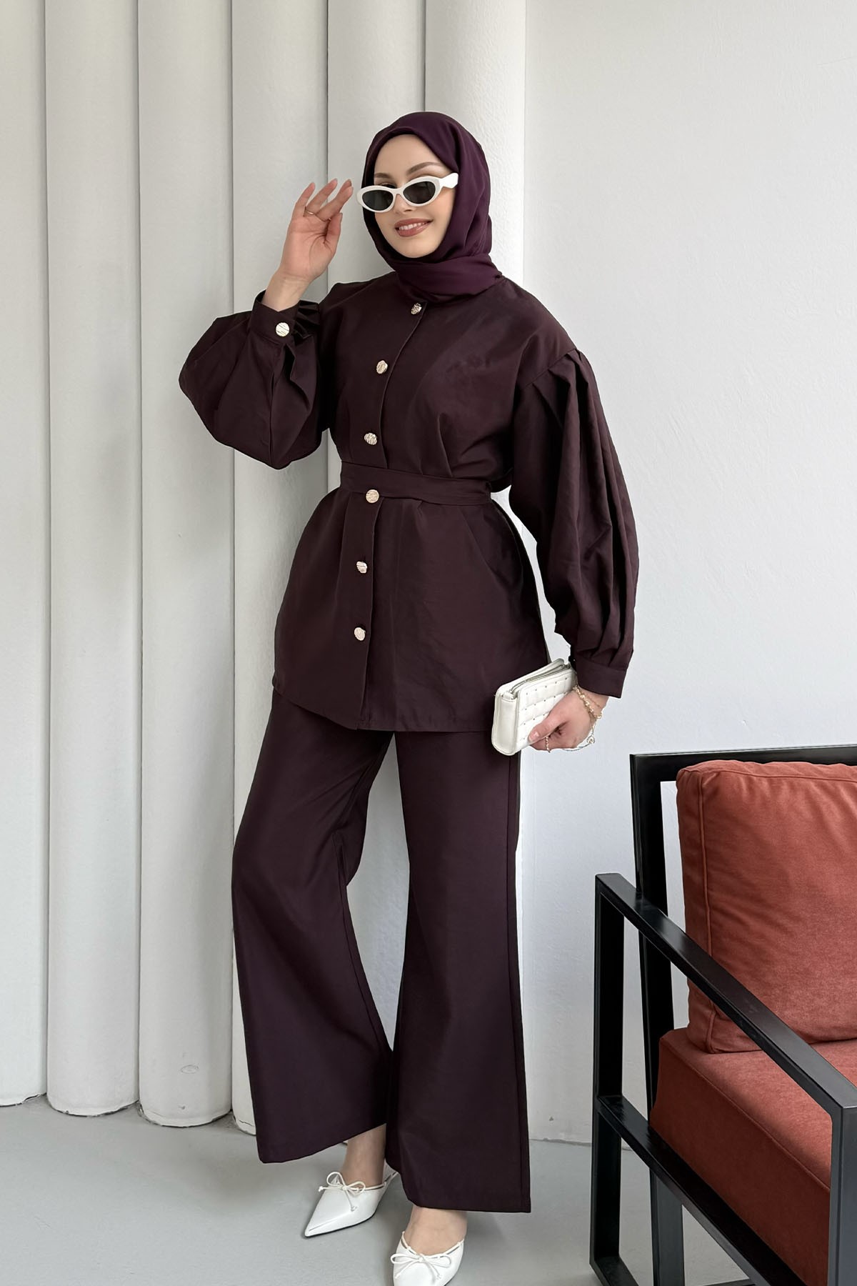 Ön Gold Düğme Detaylı Pantolonlu Tesettür Takım-BORDO
