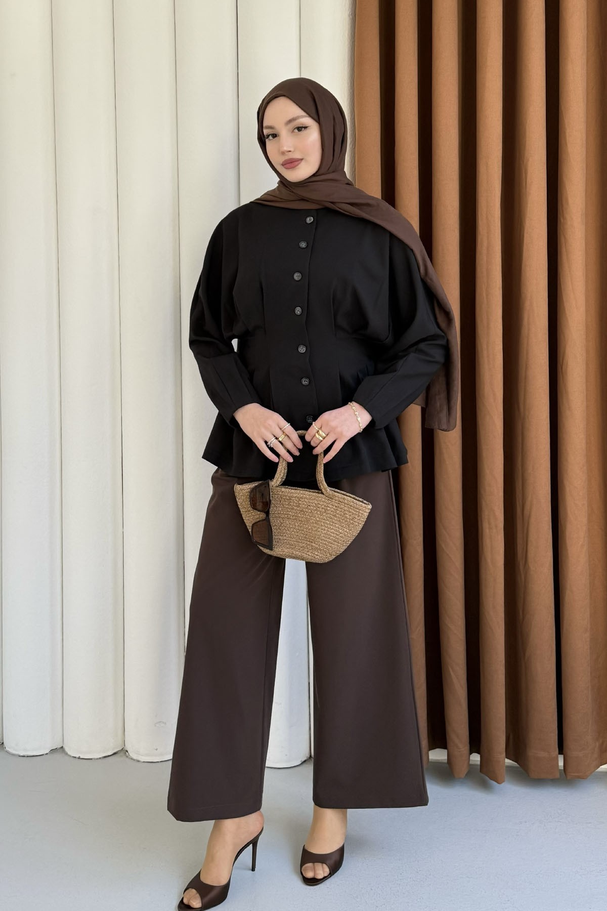 Ön Pileli Bel Kemer Detaylı Pantolon-KAHVERENGİ