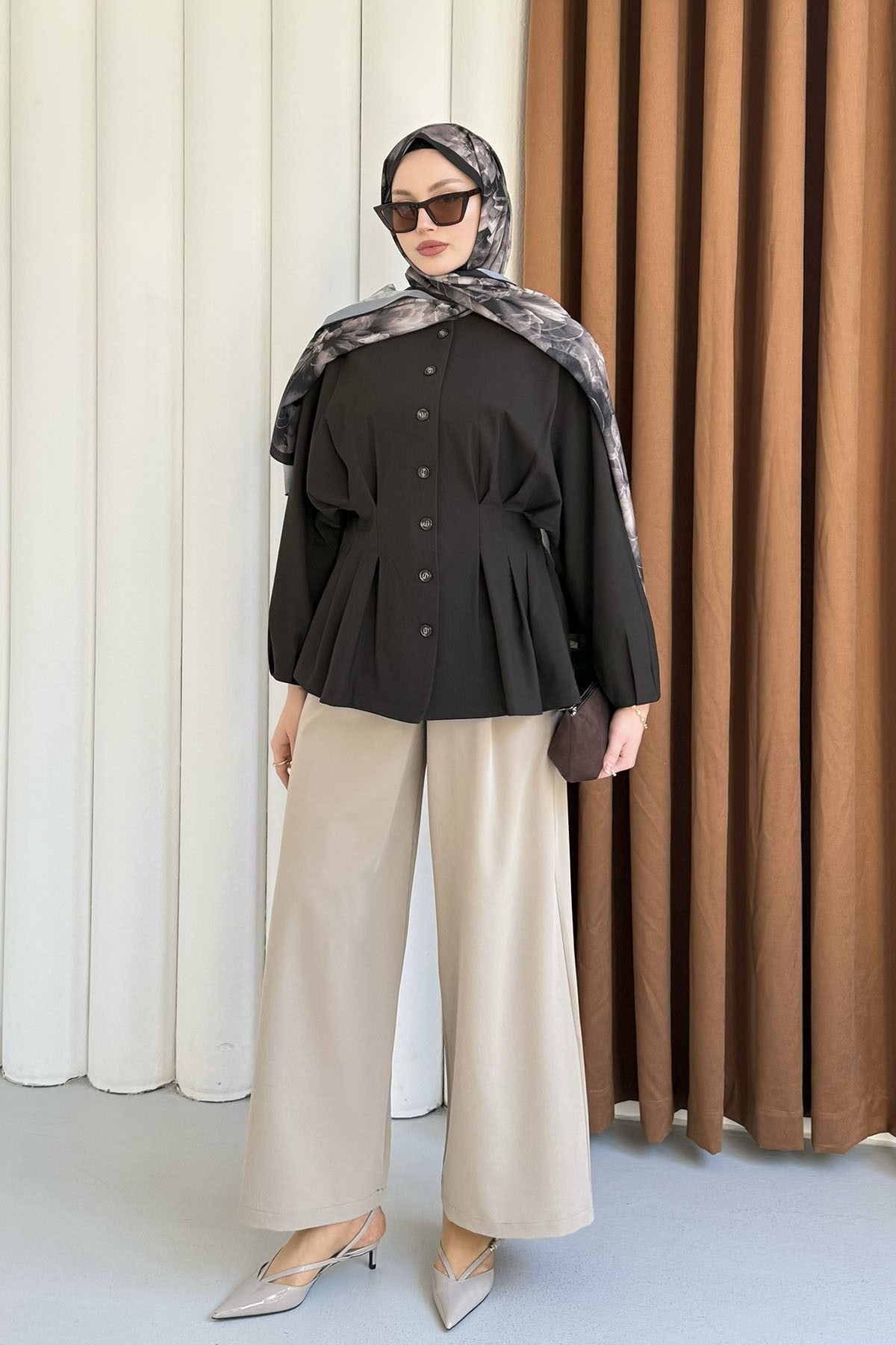 Ön Pileli Bel Kemer Detaylı Pantolon-TAŞ