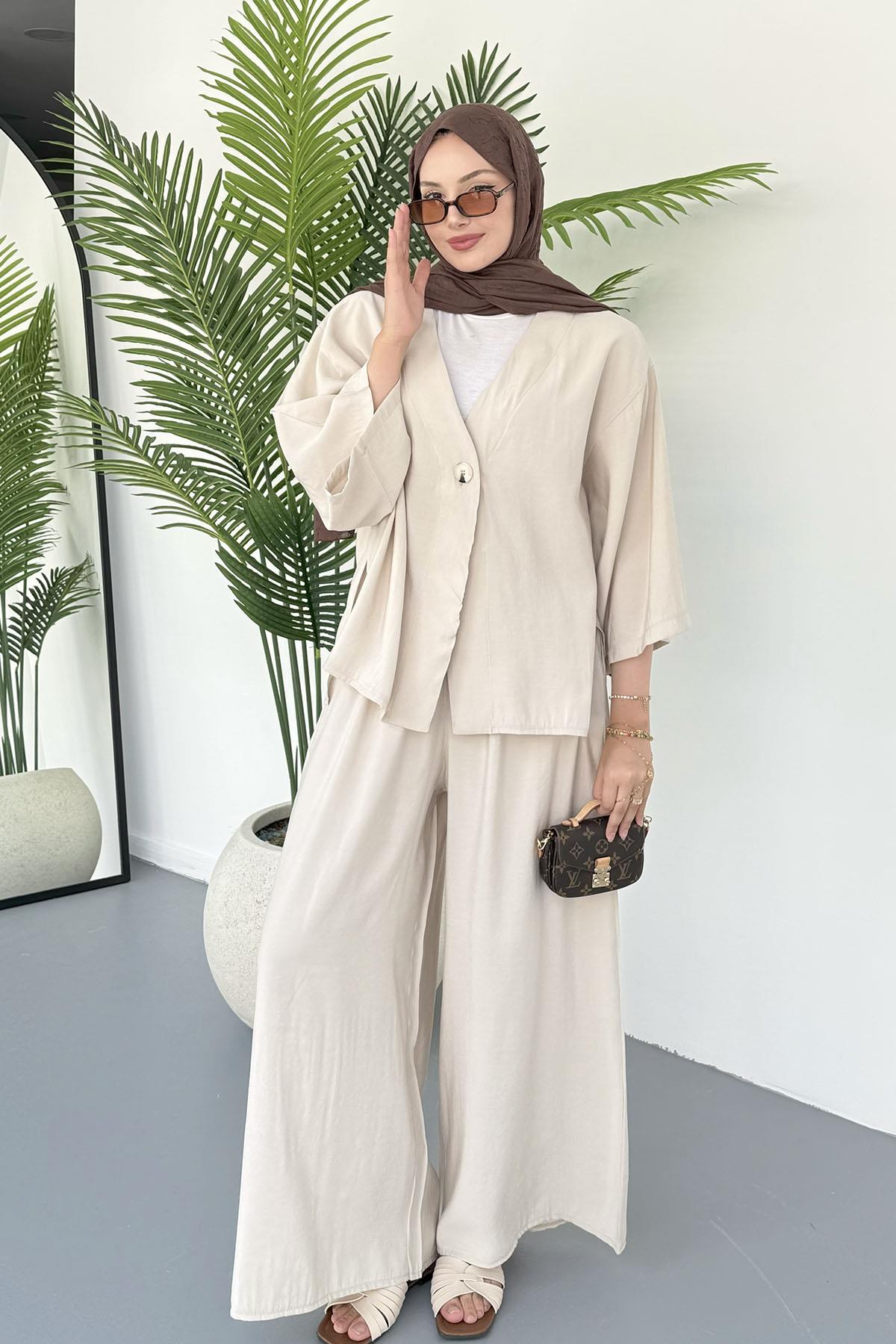 Önden Düğmeli Yanları Yırtmaçlı Ceketli Tesettür Takım-TAŞ