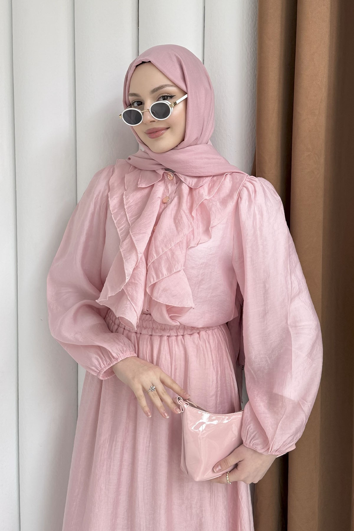 Önü Fırfırlı Detay Etekli Tesettür Takım-PEMBE