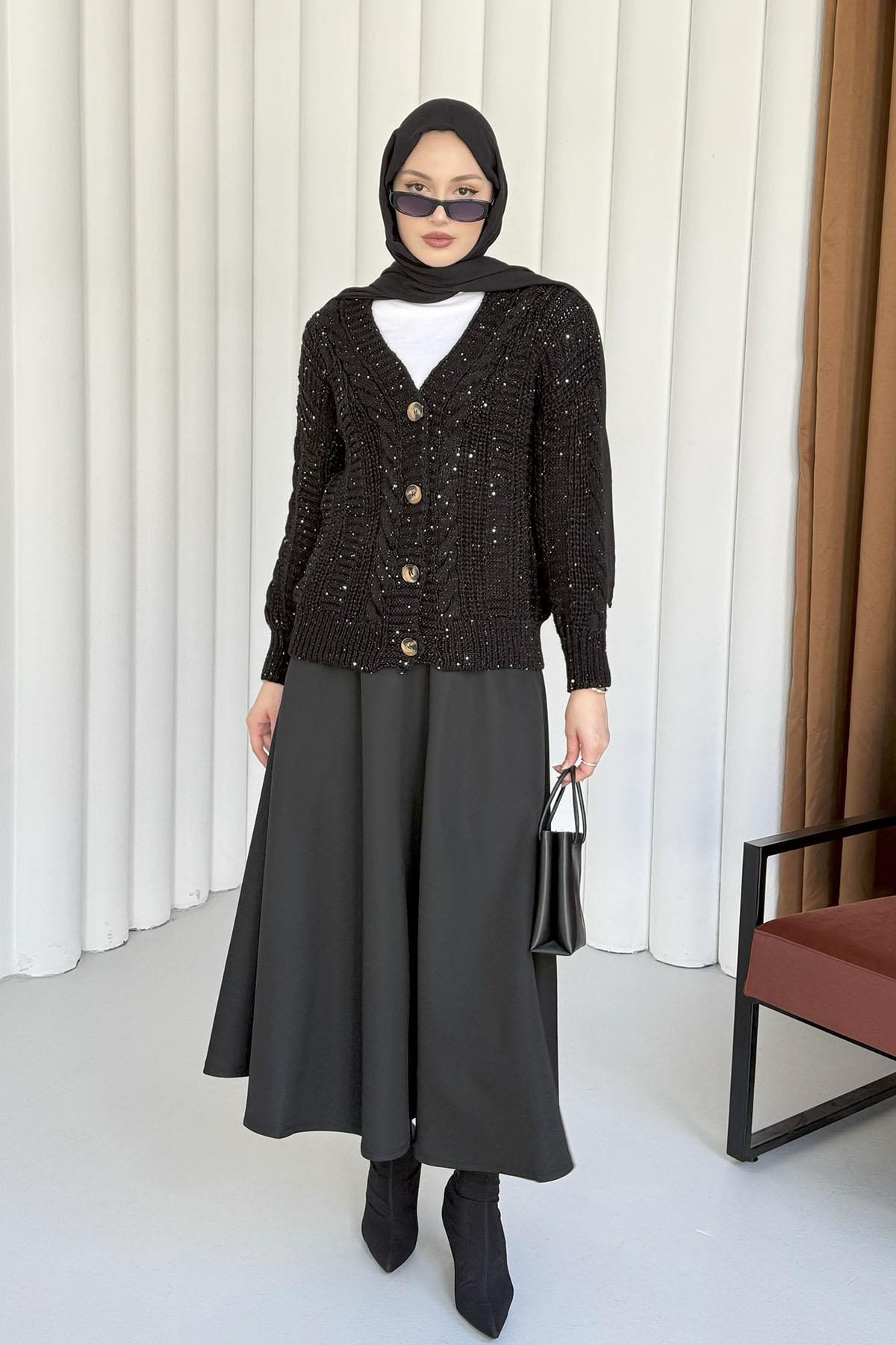 Örgü Detaylı Dört Düğmeli Balon Kol Triko Hırka-SİYAH