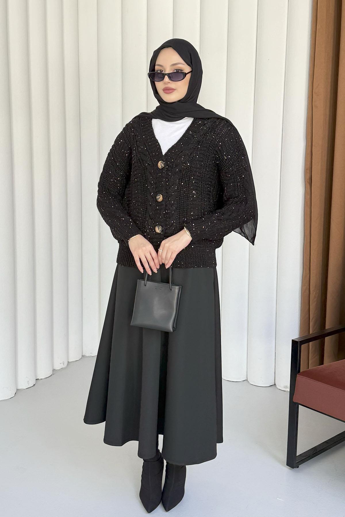 Örgü Detaylı Dört Düğmeli Balon Kol Triko Hırka-SİYAH