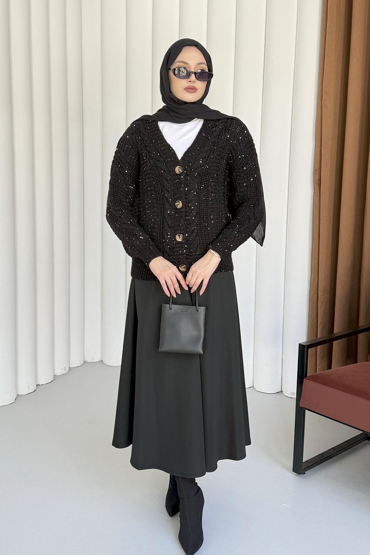 Örgü Detaylı Dört Düğmeli Balon Kol Triko Hırka-SİYAH